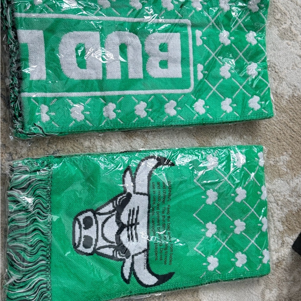 Bud light Chicago Bulls St Patrick’s day scarf